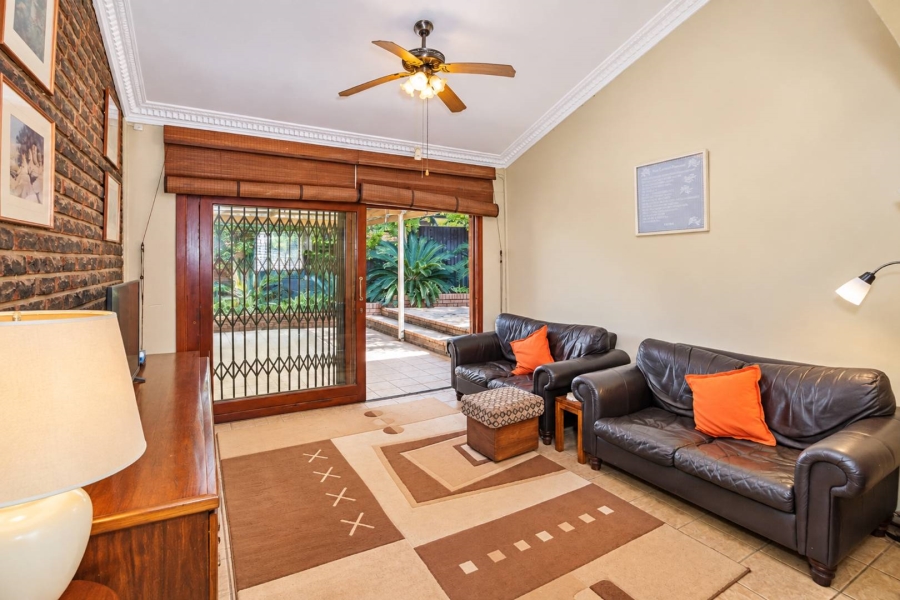 5 Bedroom Property for Sale in Schoemansville North West